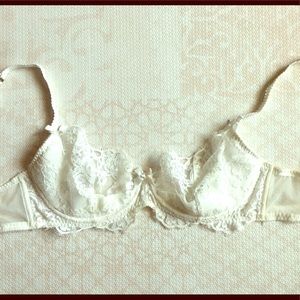 L’Agent by Agent Provocateur ‘Amalea’ Demi Bra